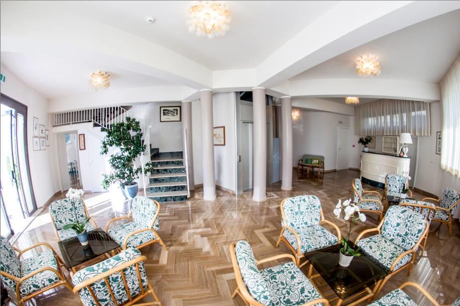סירולו Hotel Beatrice מראה חיצוני תמונה